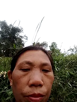 bella-la online show from 6, 11, 2025