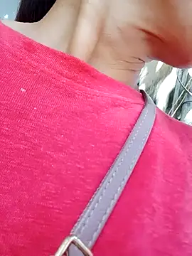 bella-la online show from 7, 11, 2025