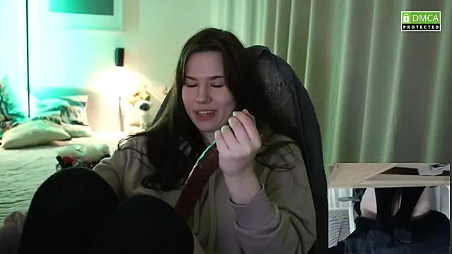 Snapshot of girl_u_never_met chatting on 15, 11, 2025 girl u never met online show from 15, 11, 2025