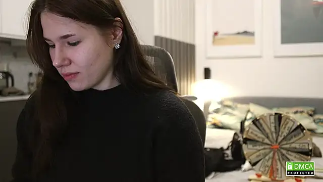 Snapshot of girl_u_never_met chatting on 14, 11, 2025 girl u never met online show from 14, 11, 2025