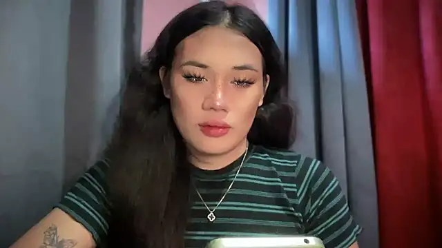 untouchable mia online show from 29, 11, 2025