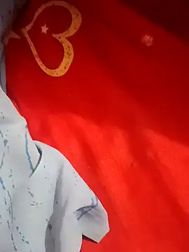 Snapshot of hot_couple_000 chatting on 16, 11, 2025 hot couple 000 online show from 16, 11, 2025