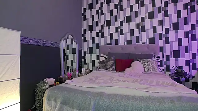 venusinylons online show from 15, 12, 2025