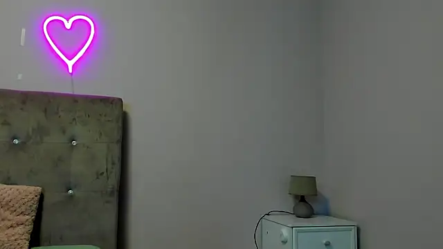 Snapshot of brianaflynt chatting on 3, 2, 2026 brianaflynt online show from 3, 2, 2026