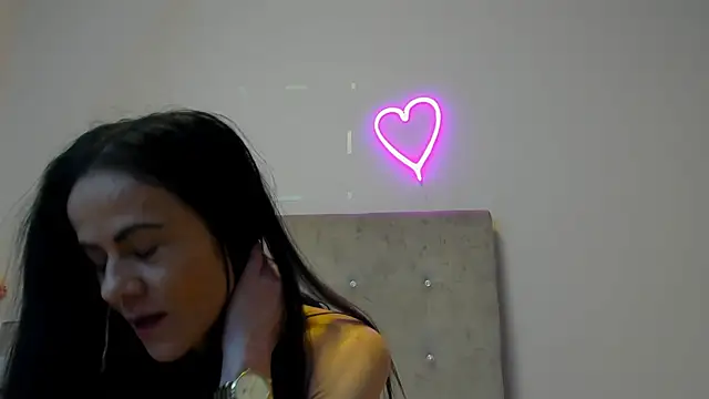 Snapshot of brianaflynt chatting on 16, 2, 2026 brianaflynt online show from 16, 2, 2026