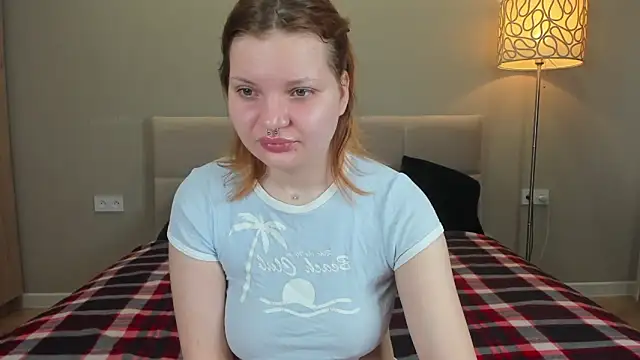 babyyullii online show from 20, 4, 2026