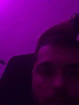 Snapshot of cashhornycrash chatting on 27, 10, 2025 cashhornycrash online show from 27, 10, 2025