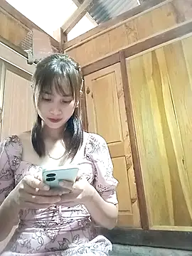 Em xinh01 online show from 16, 11, 2025