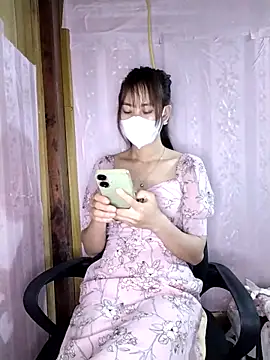 Em xinh01 online show from 17, 4, 2026