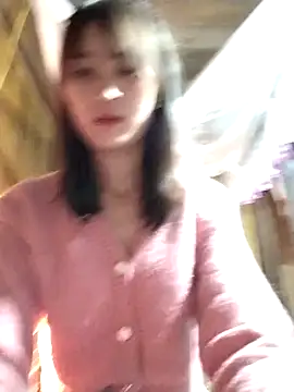 Em xinh01 online show from 18, 12, 2025