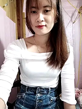 Em xinh01 online show from 3, 5, 2026