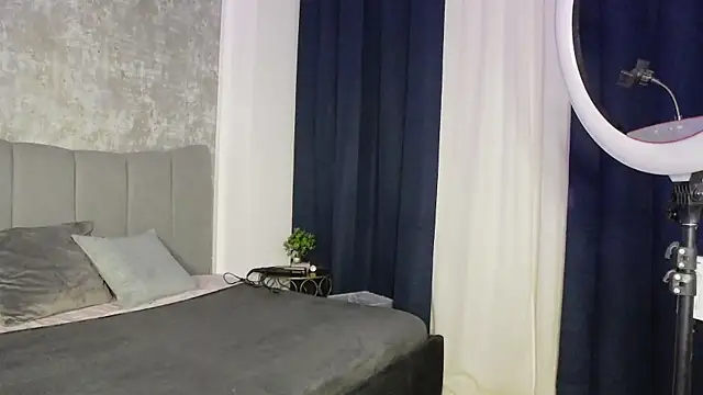 NattyMoonx online show from 14, 12, 2025