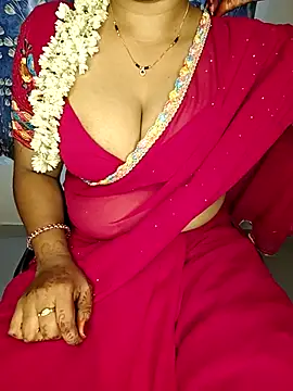 Snapshot of shreyareddy99 chatting on 28, 4, 2026 shreyareddy99 online show from 28, 4, 2026