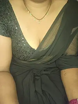 shreyareddy99 online show from 8, 11, 2025