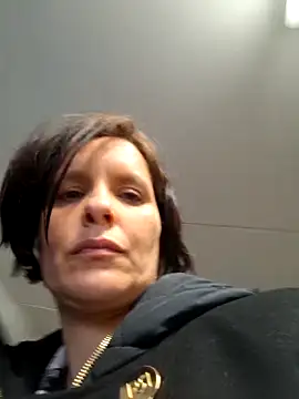 Piediniecollant online show from 12, 3, 2026