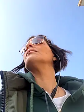 Snapshot of Piediniecollant chatting on 7, 3, 2026 Piediniecollant online show from 7, 3, 2026