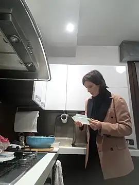 Snapshot of Piediniecollant chatting on 4, 2, 2026 Piediniecollant online show from 4, 2, 2026