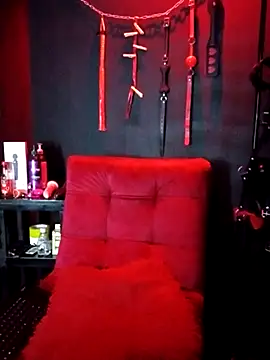 Snapshot of Loana_bdsm chatting on 17, 2, 2026 Loana bdsm online show from 17, 2, 2026