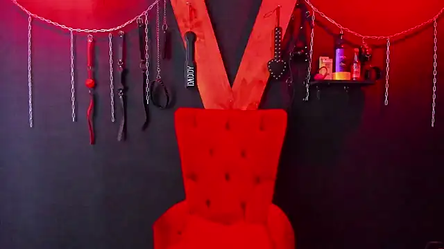 Loana bdsm online show from 18, 3, 2026