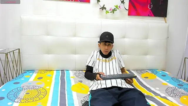 ahsly78alejandro online show from 27, 11, 2025