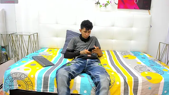 ahsly78alejandro online show from 26, 11, 2025