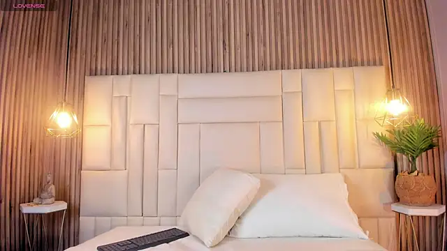 VenuzSofia online show from 9, 3, 2026