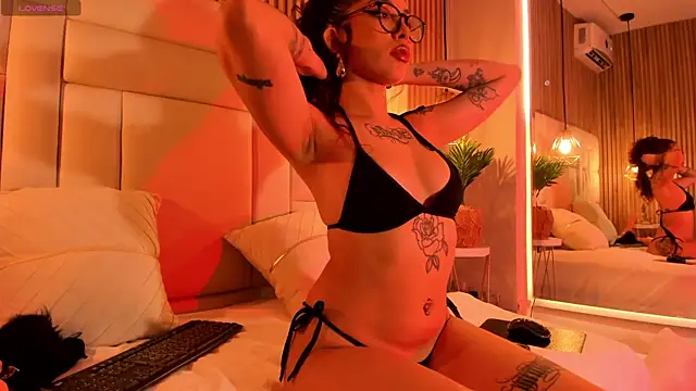 VenuzSofia online show from 21, 11, 2025