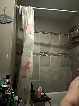 Snapshot of SilverSeductress chatting on 9, 1, 2026 SilverSeductress online show from 9, 1, 2026