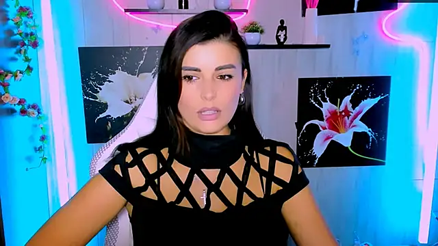 NestiSharm online show from 15, 11, 2025