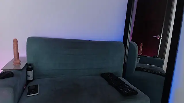 evelinmartinez online show from 9, 1, 2026