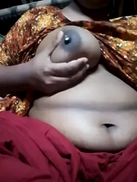 Snapshot of Liza0103 chatting on 3, 11, 2025 Liza0103 online show from 3, 11, 2025