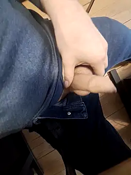 EchoVibe 86 online show from 6, 3, 2026