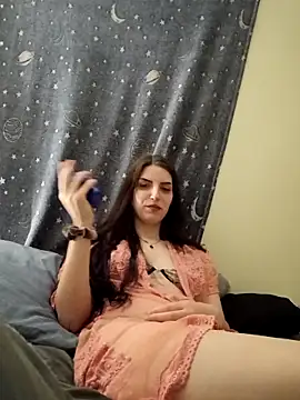 Snapshot of Heavenlyangelforever chatting on 16, 11, 2025 Heavenlyangelforever online show from 16, 11, 2025