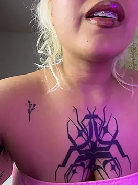 pinkbaddie777 online show from 15, 11, 2025