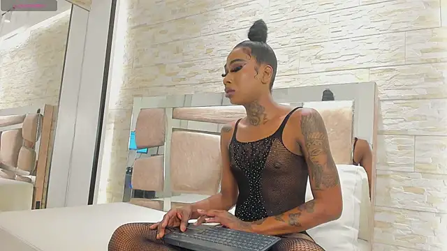 sheinny brown online show from 6, 11, 2025