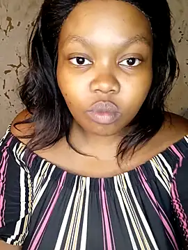 Snapshot of 3bigcuteness chatting on 26, 11, 2025 3bigcuteness online show from 26, 11, 2025