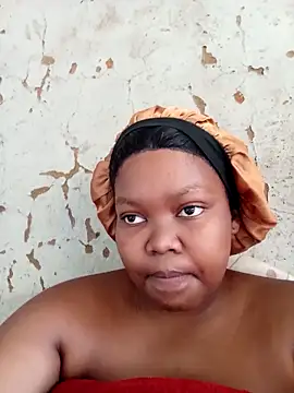 Snapshot of 3bigcuteness chatting on 24, 11, 2025 3bigcuteness online show from 24, 11, 2025