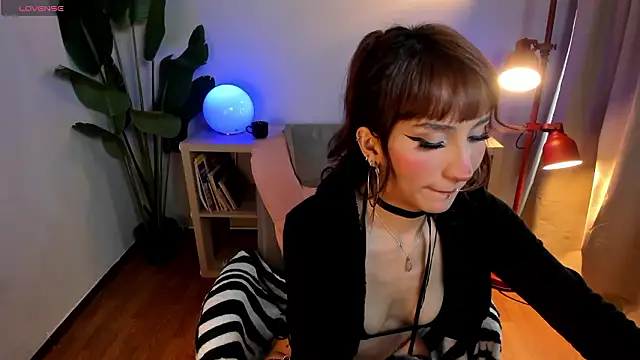 Meganpeach  online show from 3, 2, 2026