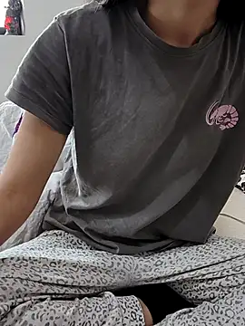 carlina28 online show from 4, 11, 2025