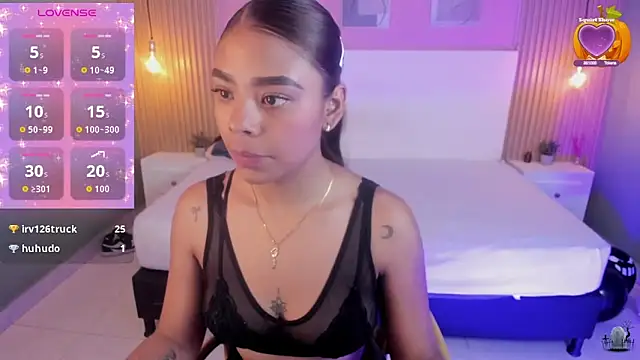 SoffiaDams2 online show from 3, 11, 2025