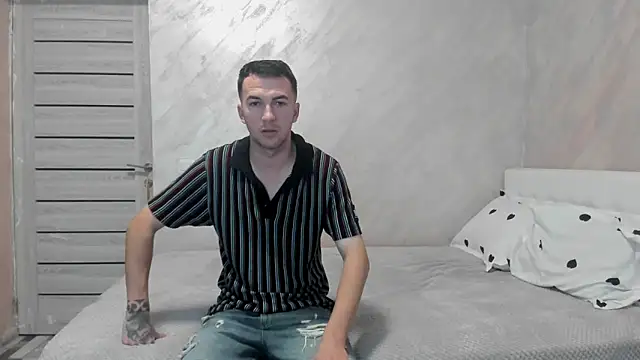 Snapshot of BustyVee99 chatting on 5, 11, 2025 BustyVee99 online show from 5, 11, 2025