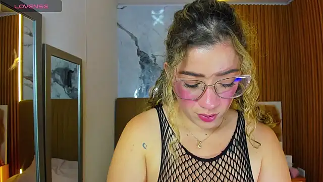 OSNAKELLER online show from 15, 4, 2026