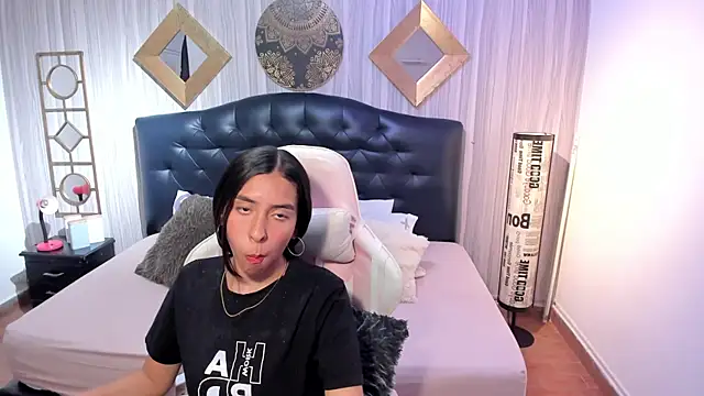 shirley sweet  online show from 1, 11, 2025