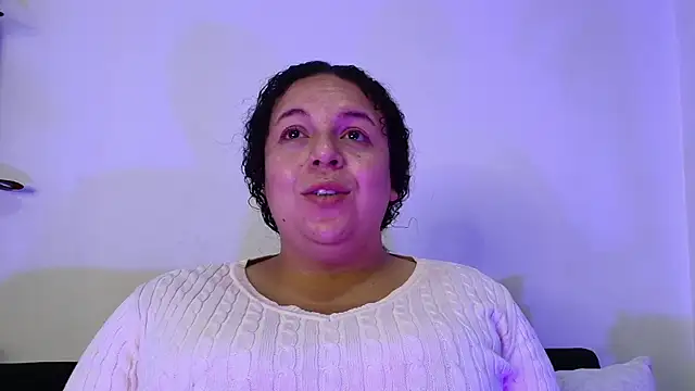 Snapshot of Natasha_Amber chatting on 5, 11, 2025 Natasha Amber online show from 5, 11, 2025