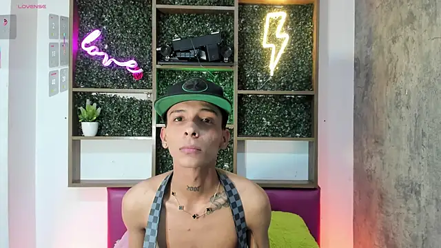 Max Steell online show from 11, 11, 2025