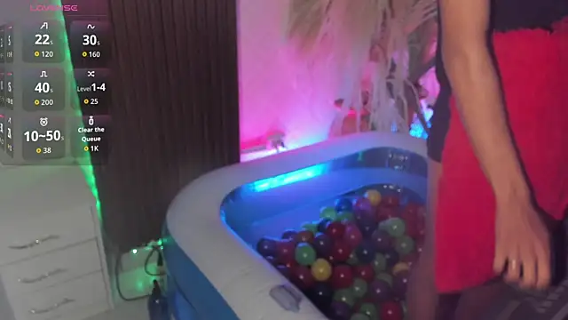 Max Steell online show from 15, 11, 2025