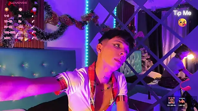 Max Steell online show from 23, 12, 2025