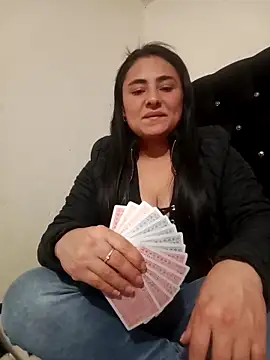 solandrea online show from 5, 11, 2025