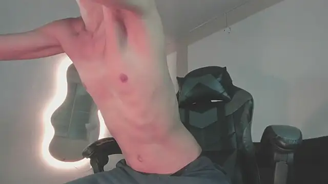 Senpai Lover online show from 2, 12, 2025