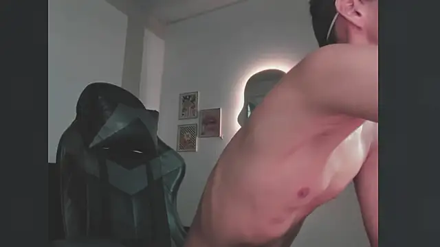 Senpai Lover online show from 21, 11, 2025